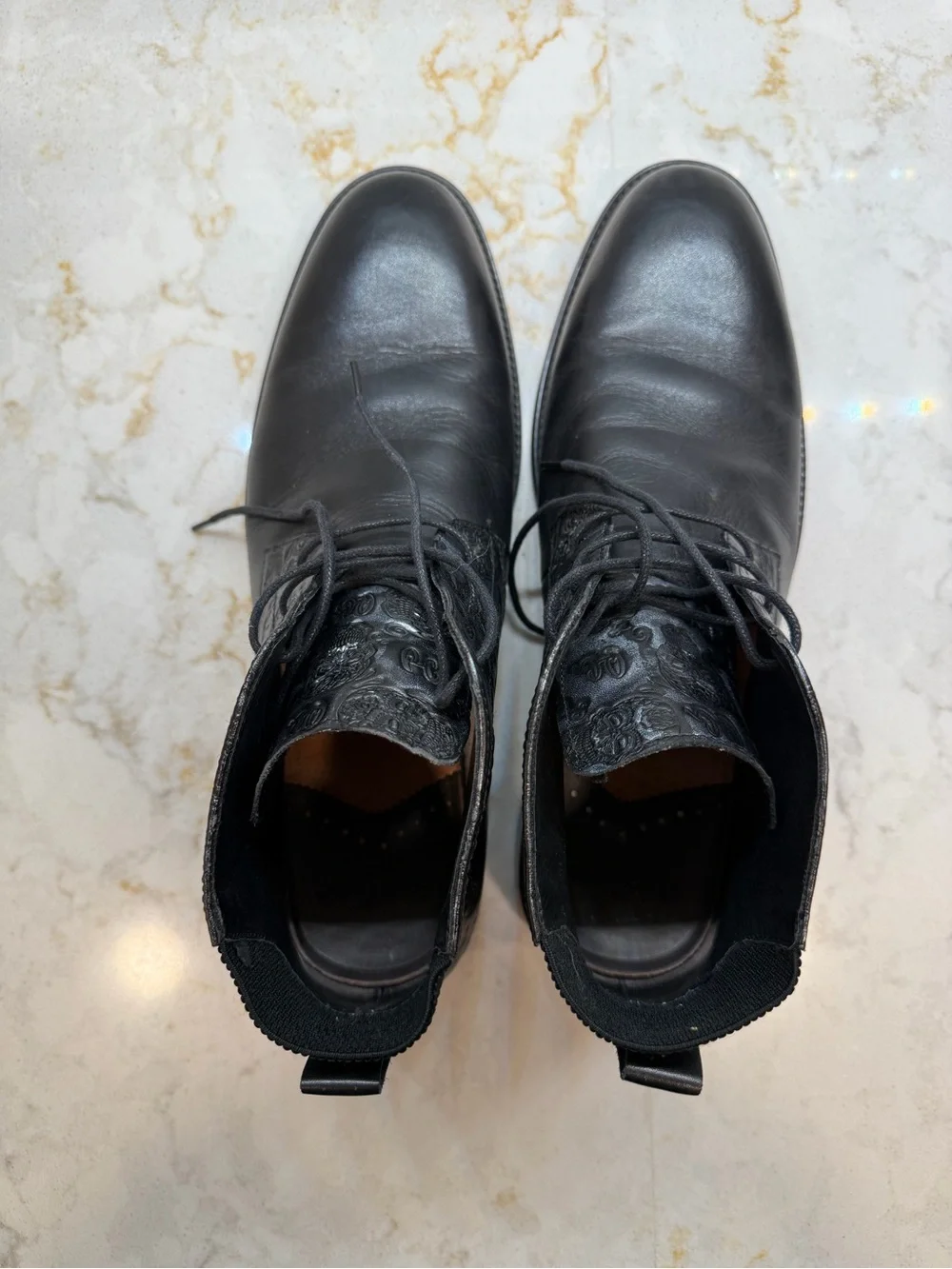 Robert Graham Black Embossed Leather Chukka Boots with Skull Motif